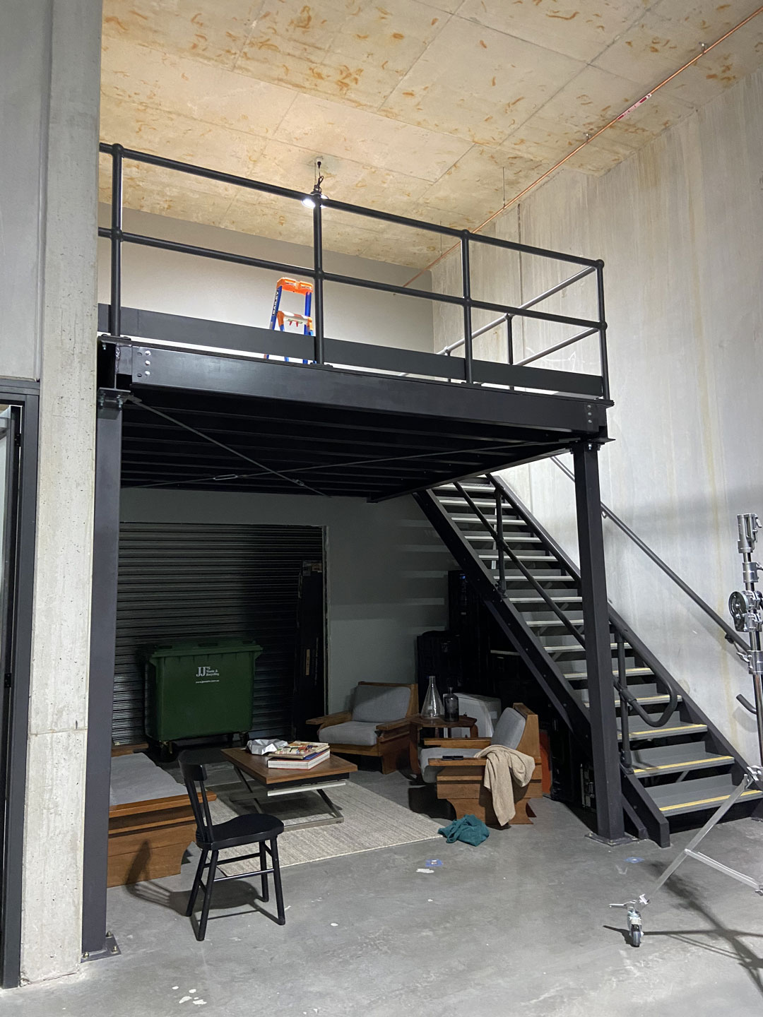 Builders-Anonymous-the-base01